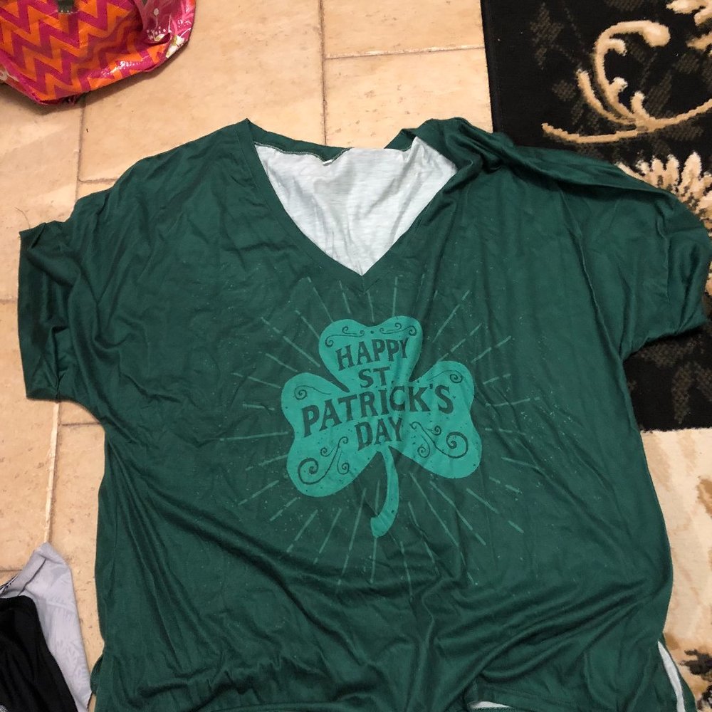 Women's plus size St. Patrick's Day t shirt in 2X